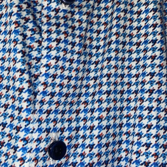 Robert Graham Casual Button Down Shirt 3XL Blue/White with Skull Motif Cuff - Picture 4 of 5